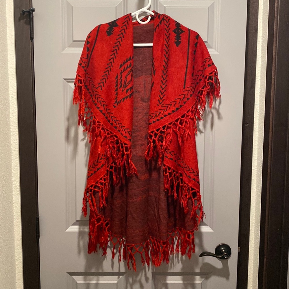 Tribal print shaw, red & black, size Lg/xl